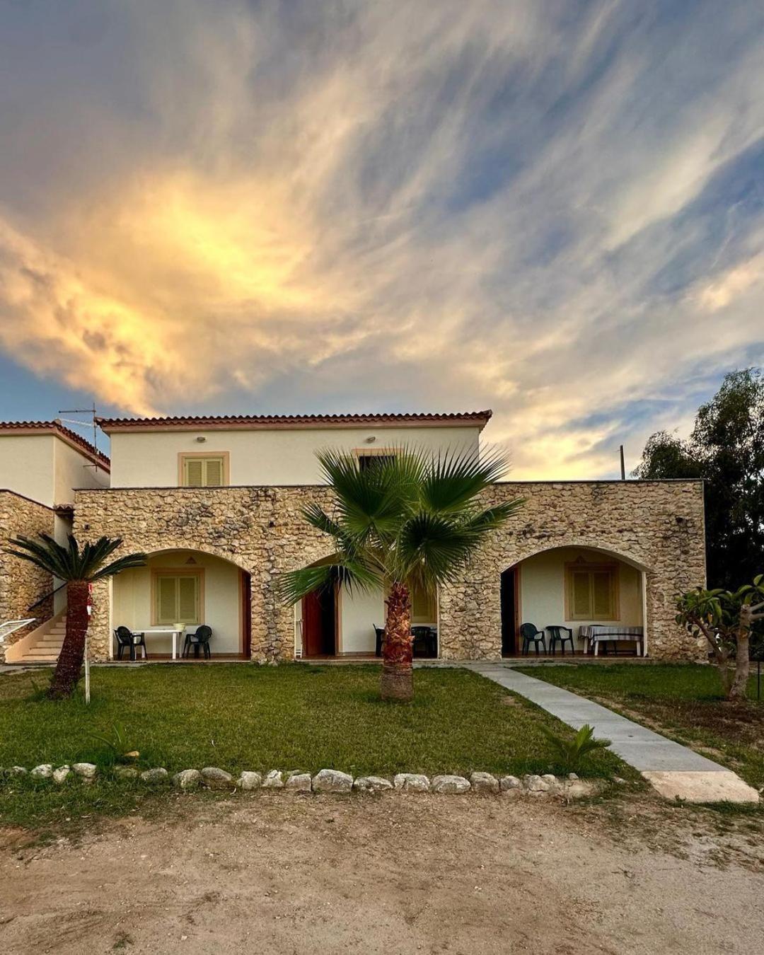 Villaggio Marco Polo Santa Domenica (Vibo Valentia)